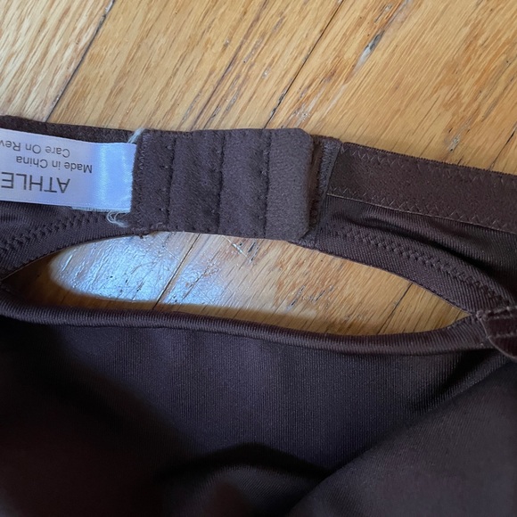 Women's Athleta Tank With Built in Bra - Picture 7 of 10